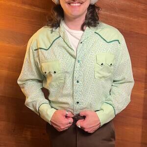 VINTAGE 80s Handmade Seafoam Floral Green Pearl Snap Shirt Size L Retro